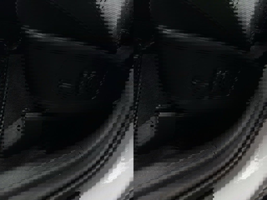 Used 2025 Kia Sorento SX image 17