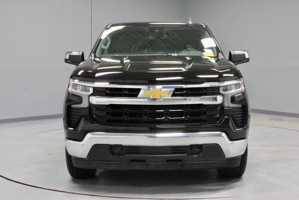 Used 2025 Chevrolet Silverado 1500 LT AWD/4WD image 6