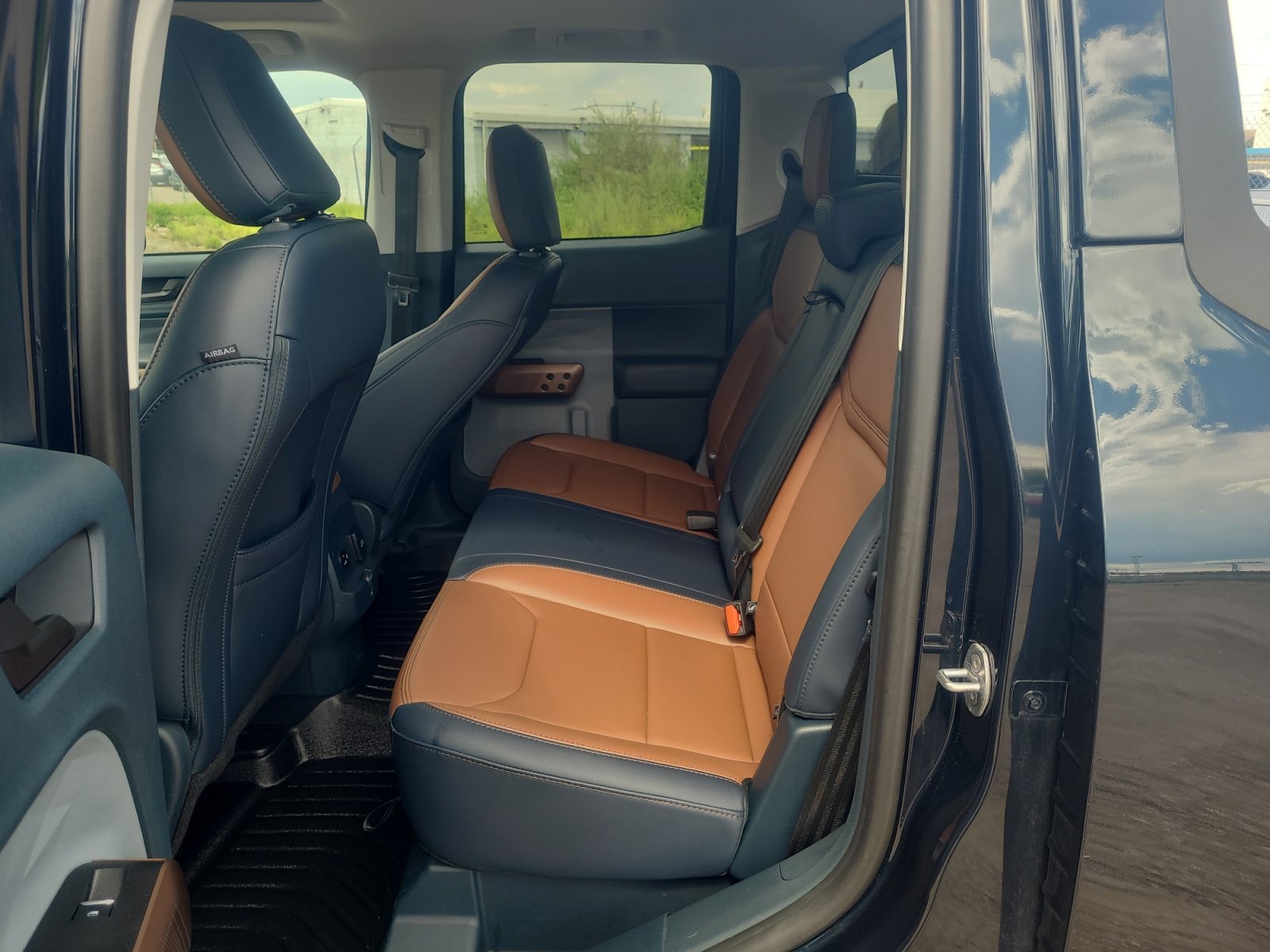 Certified 2023 Ford Maverick Lariat w/ Lariat Luxury Package FWD image 17