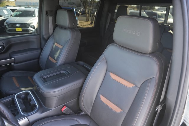 Used 2022 GMC Sierra 2500 AT4 w/ AT4 Preferred Package image 10