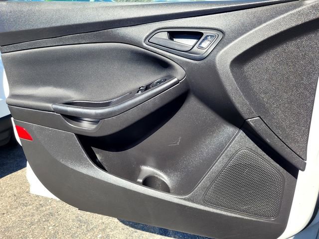 Certified 2017 Ford Focus S FWD image 13