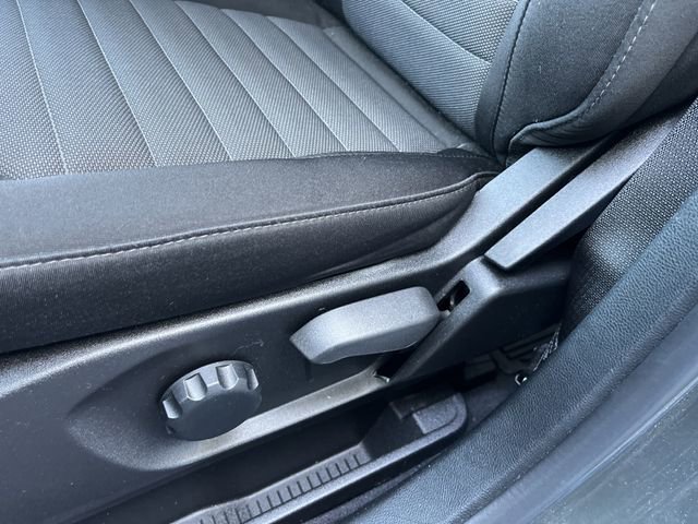 Certified 2024 Ford Edge SE image 24