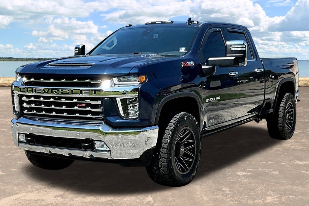 Used 2023 Chevrolet Silverado 3500 LTZ AWD/4WD image 4