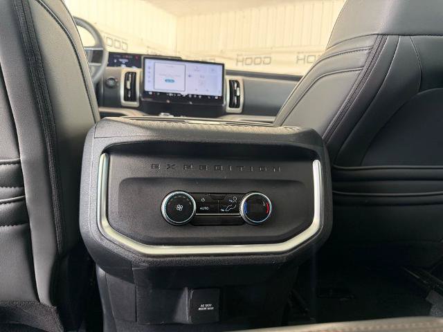 Certified 2025 Ford Expedition Active AWD/4WD image 21