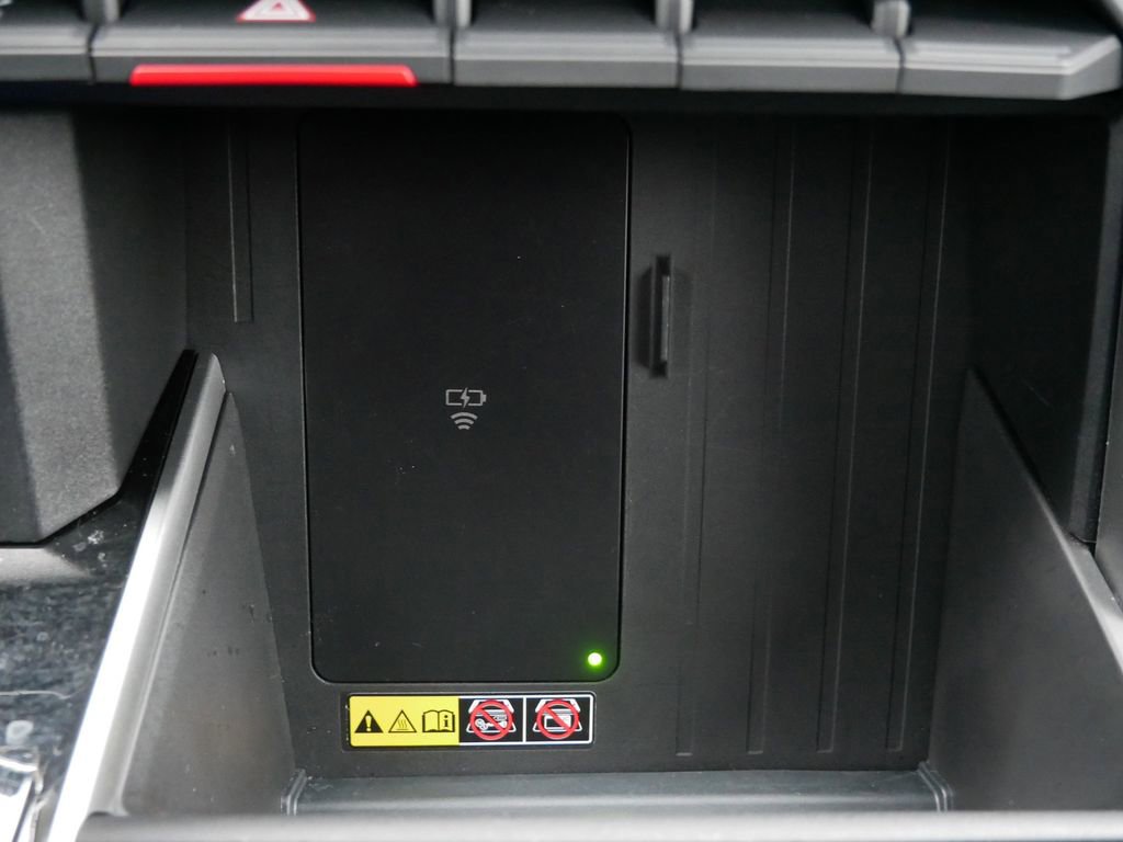 Used 2025 Toyota Sequoia Platinum image 25