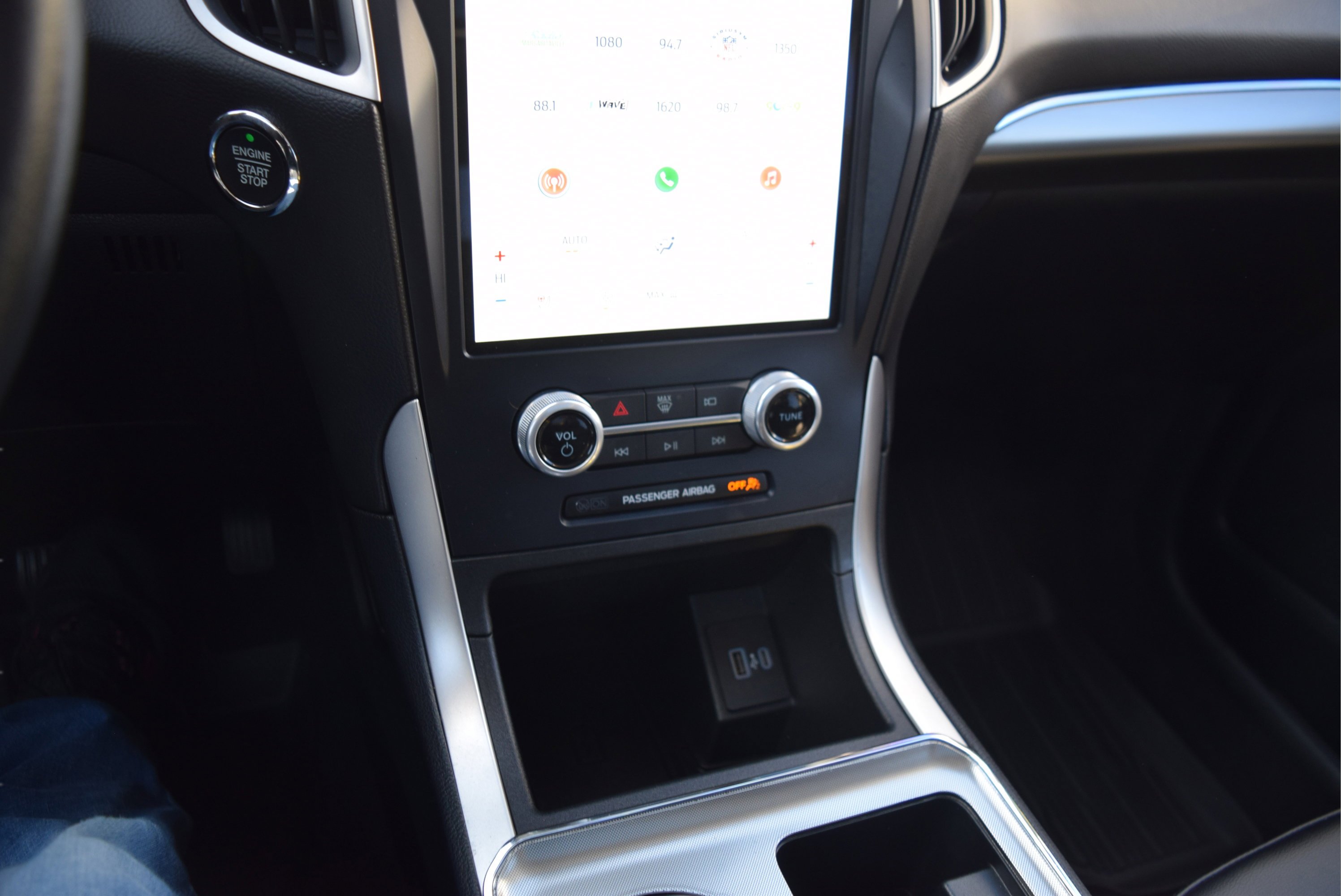 Certified 2022 Ford Edge SEL w/ Convenience Package image 15