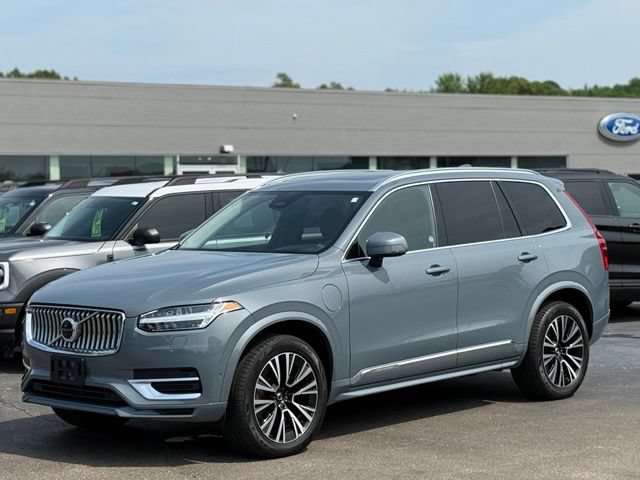 Used 2023 Volvo XC90 T8 Plus AWD/4WD image 35