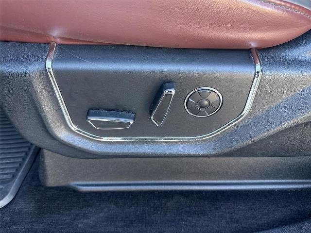 Certified 2018 Ford F150 Platinum w/ Equipment Group 701A Luxury image 27