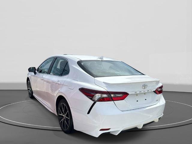 Used 2024 Toyota Camry SE FWD image 7