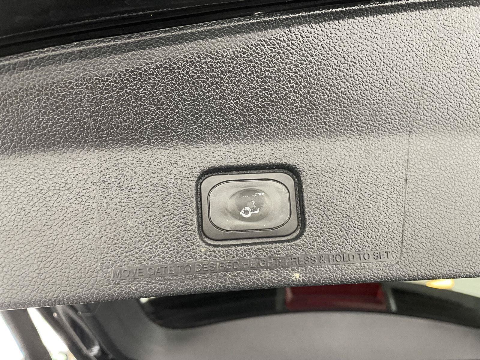 Certified 2018 Ford Explorer Platinum AWD/4WD image 39