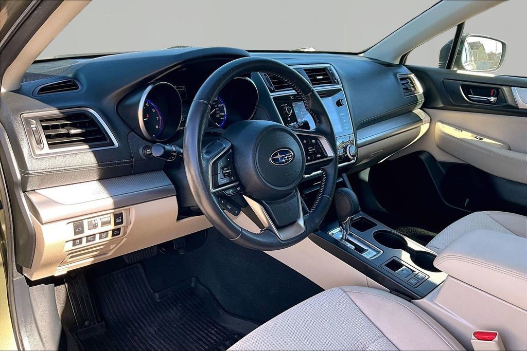 Used 2019 Subaru Outback 2.5i Premium image 14