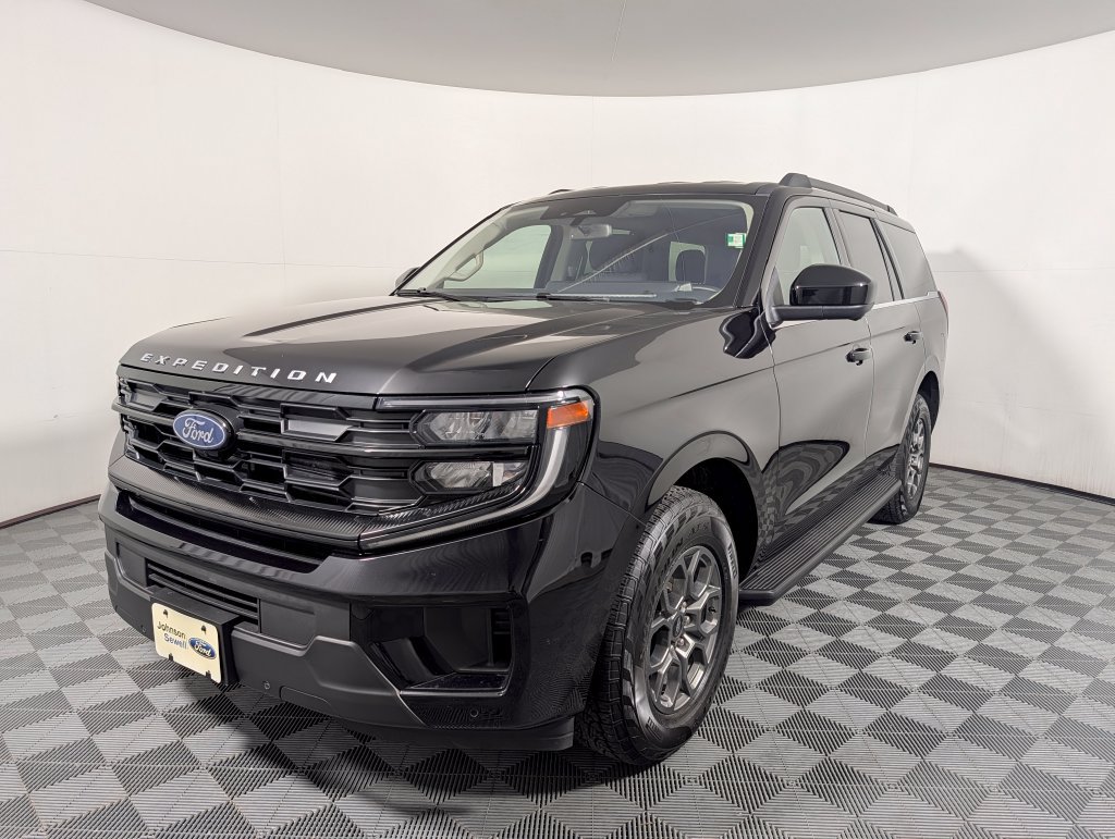 Certified 2025 Ford Expedition Active RWD image 4