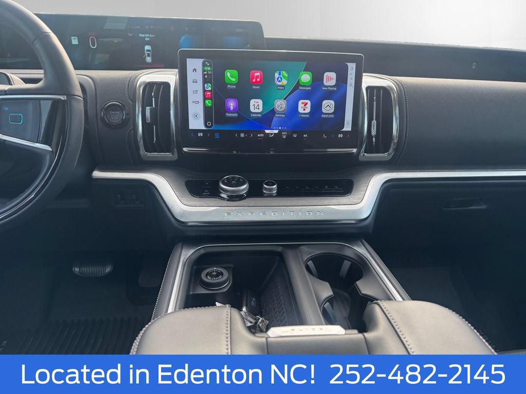 Certified 2025 Ford Expedition Platinum w/ Driver's Package AWD/4WD image 12