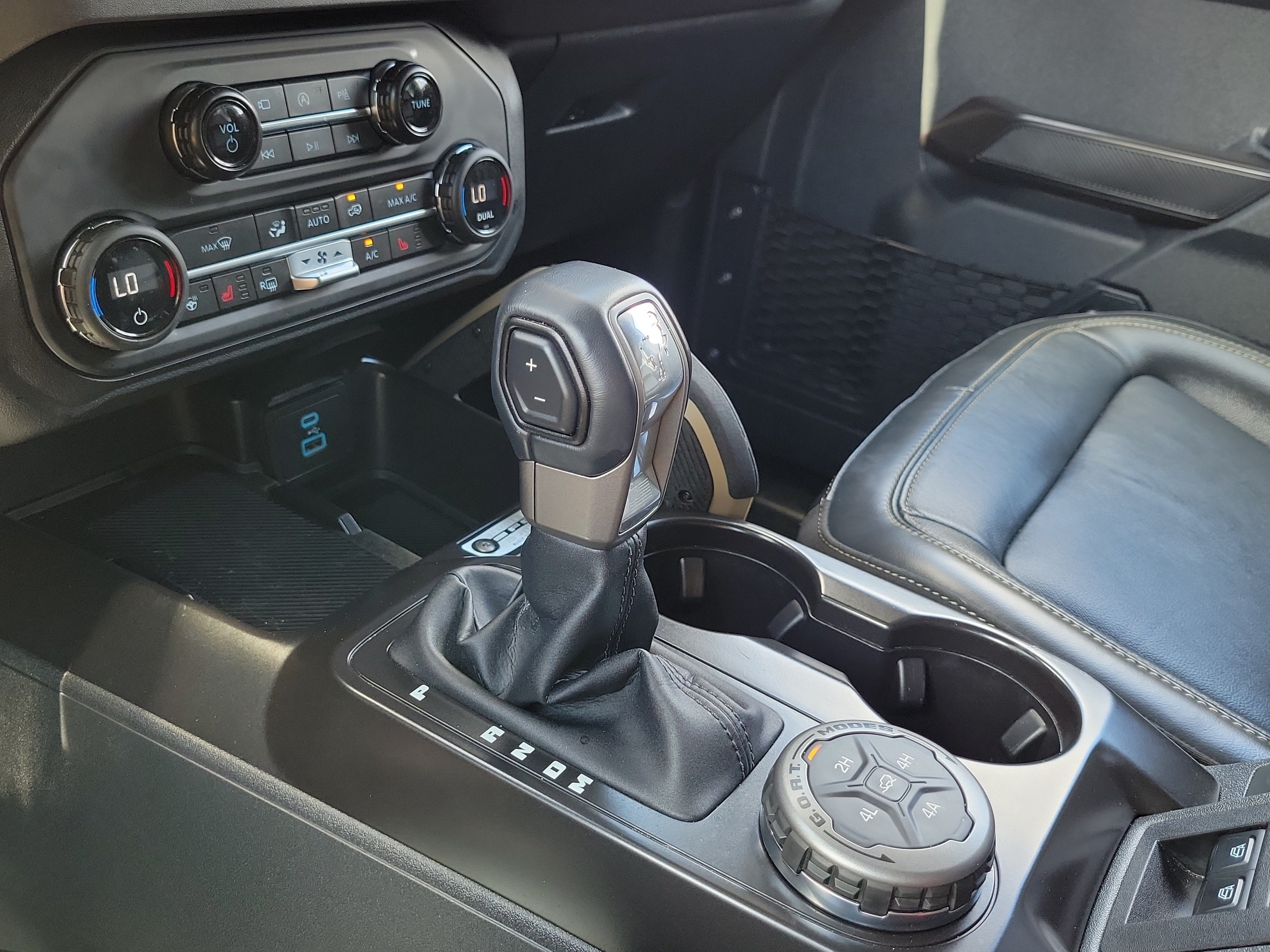 Certified 2025 Ford Bronco Badlands AWD/4WD image 27