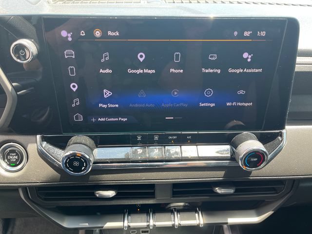 Used 2023 Chevrolet Colorado Trail Boss w/ Technology Package AWD/4WD image 32