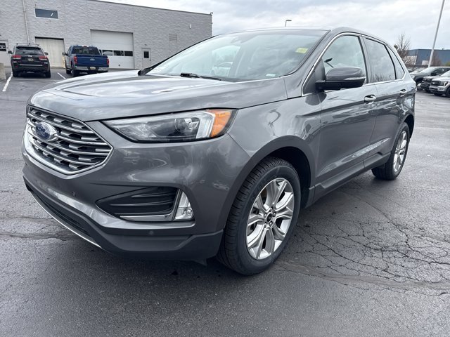 Certified 2023 Ford Edge Titanium AWD/4WD image 1