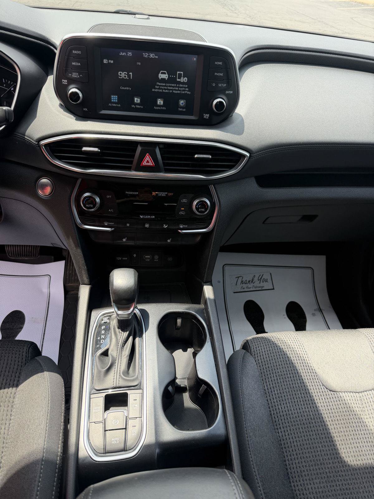 Used 2020 Hyundai Santa Fe SEL w/ Convenience Package FWD image 21