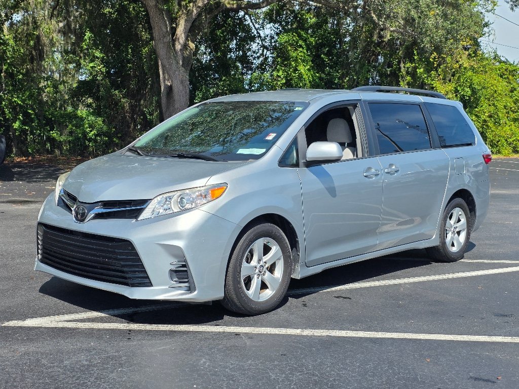 Used 2020 Toyota Sienna LE FWD image 10