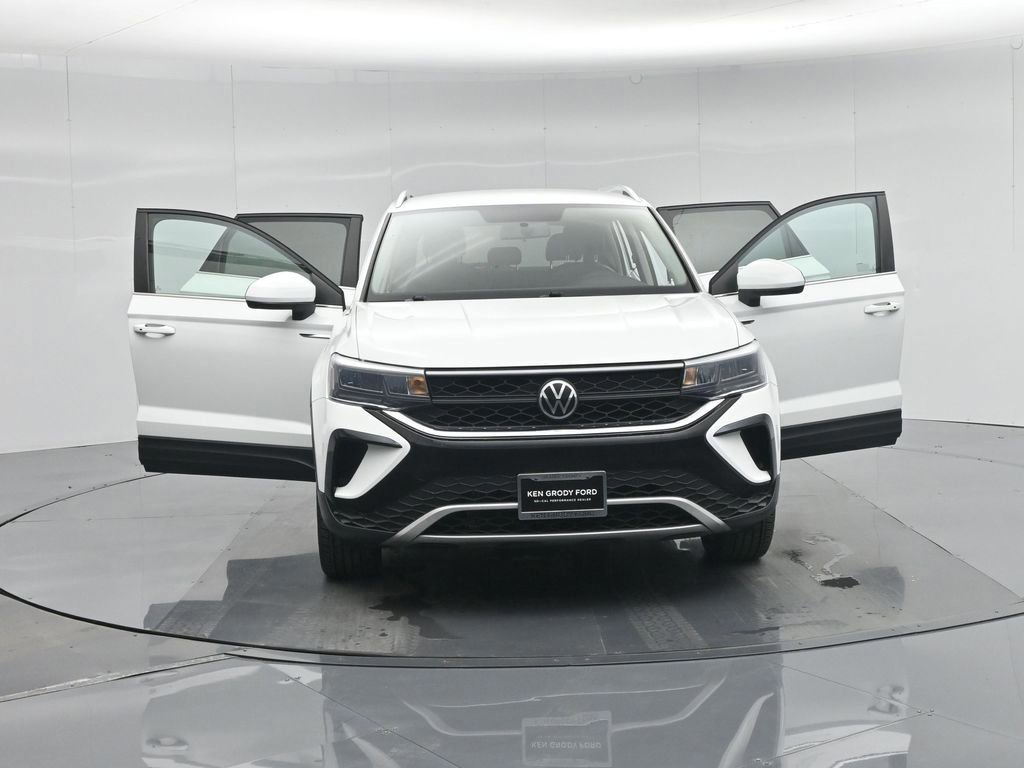 Used 2022 Volkswagen Taos SE image 56