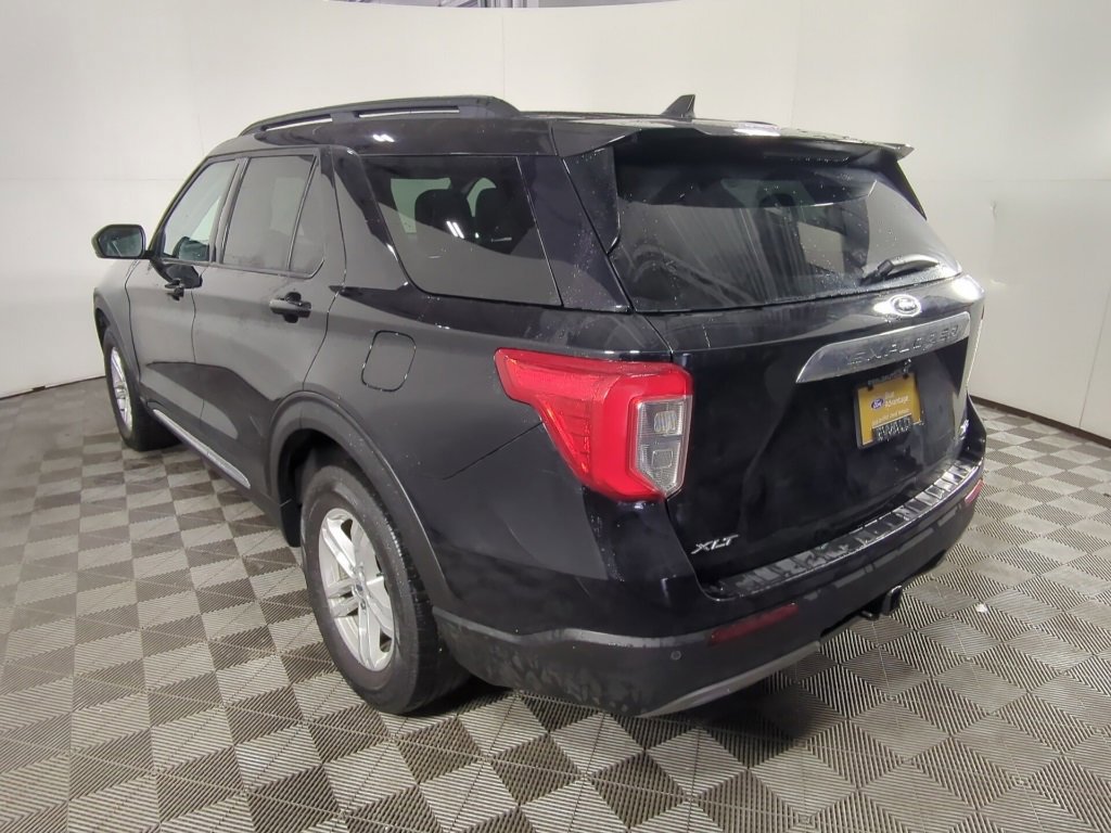 Certified 2022 Ford Explorer XLT w/ Equipment Group 202A image 2