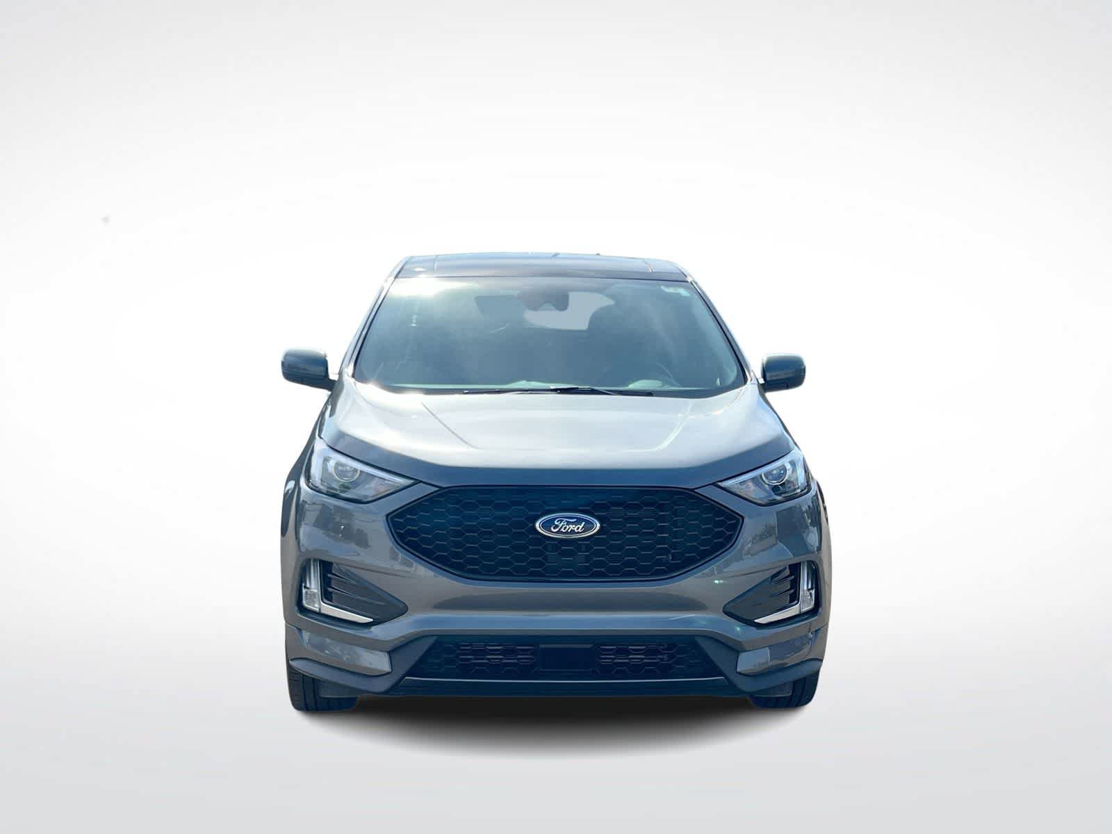 Certified 2024 Ford Edge ST-Line AWD/4WD image 3