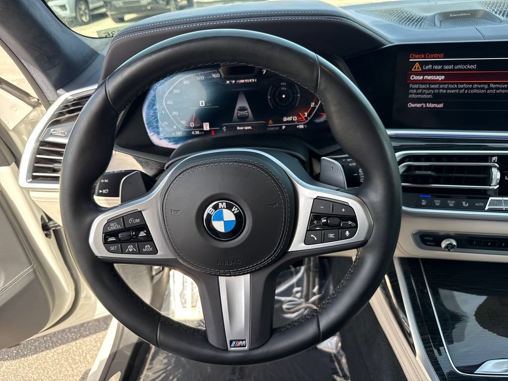 Used 2020 BMW X7 M50i AWD/4WD image 15