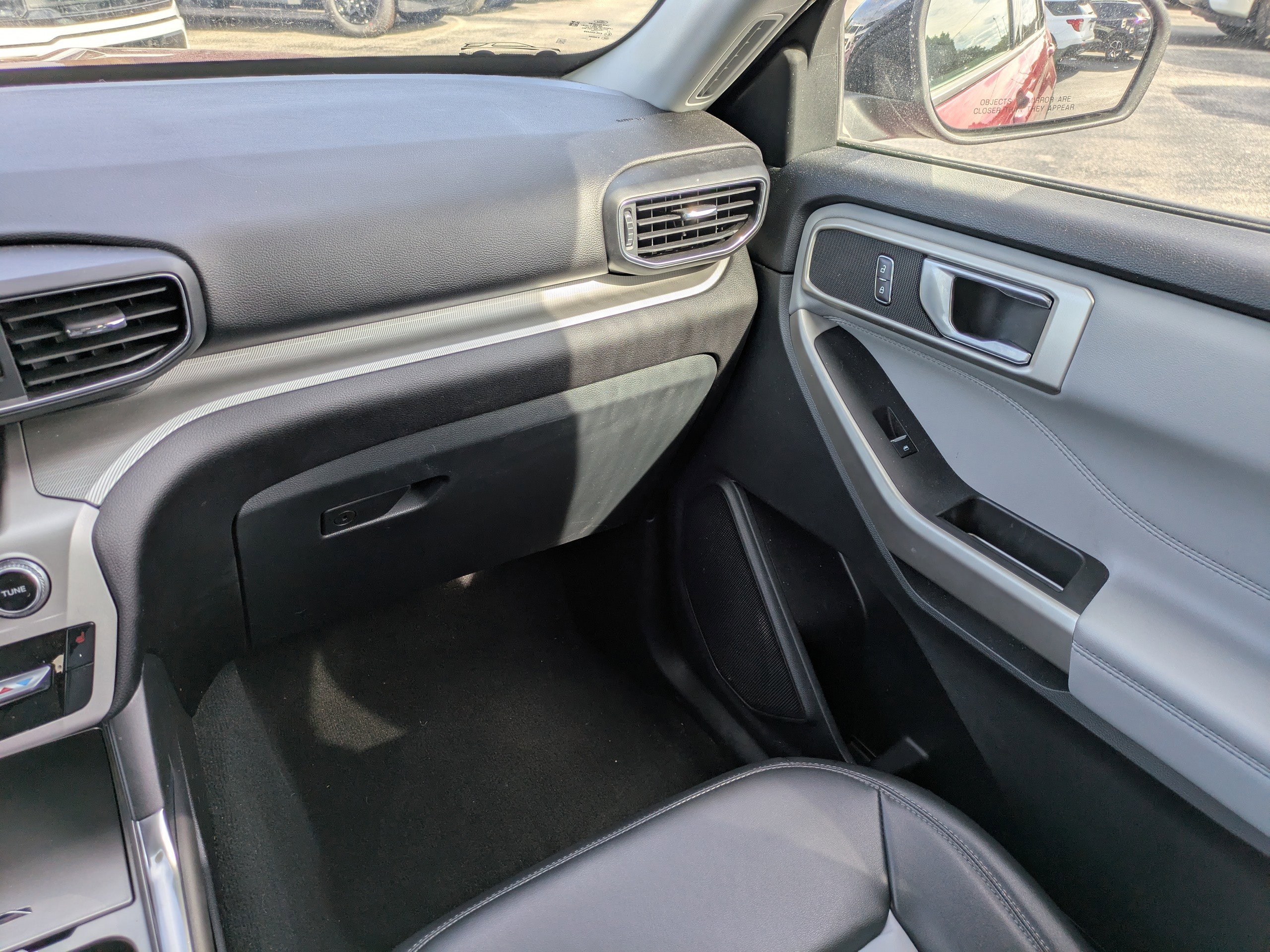 Certified 2023 Ford Explorer XLT w/ Equipment Group 202A image 16