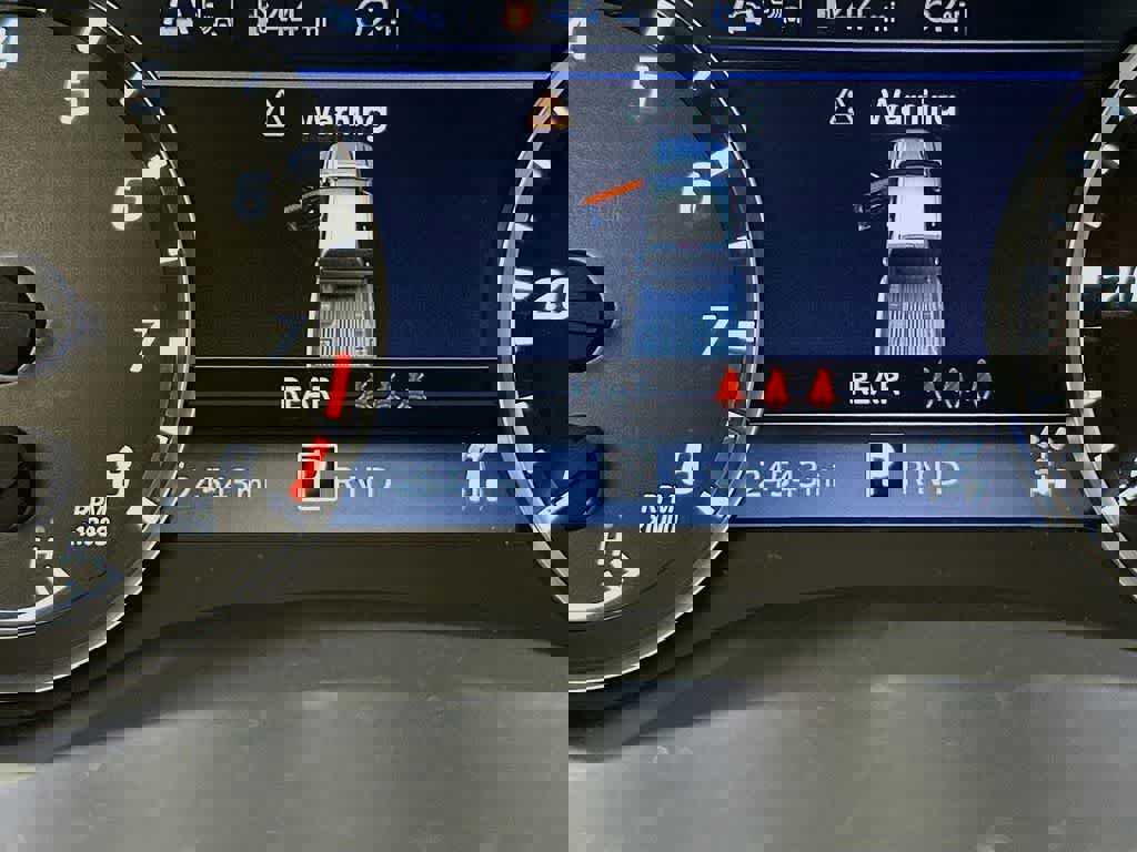 Used 2024 Nissan Frontier SV w/ Technology Package image 22