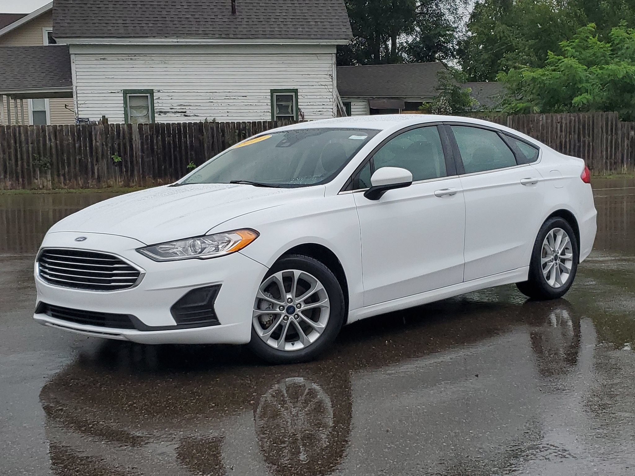 Certified 2019 Ford Fusion SE FWD image 30
