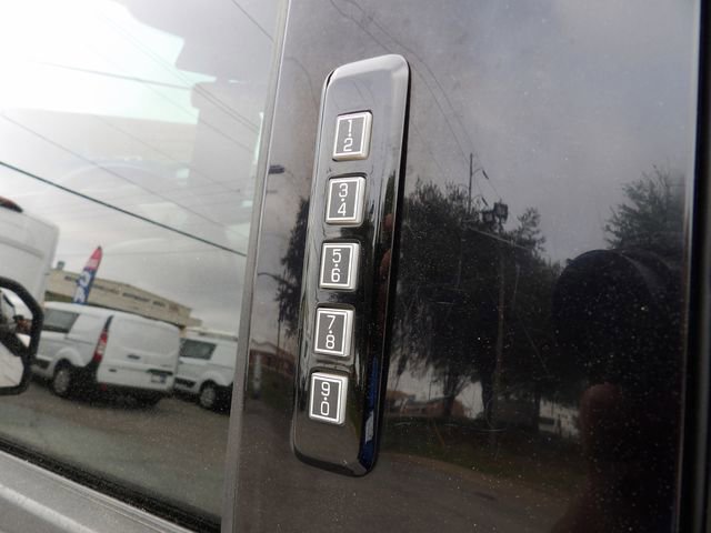 Certified 2019 Ford F150 XLT w/ Equipment Group 302A Luxury image 17