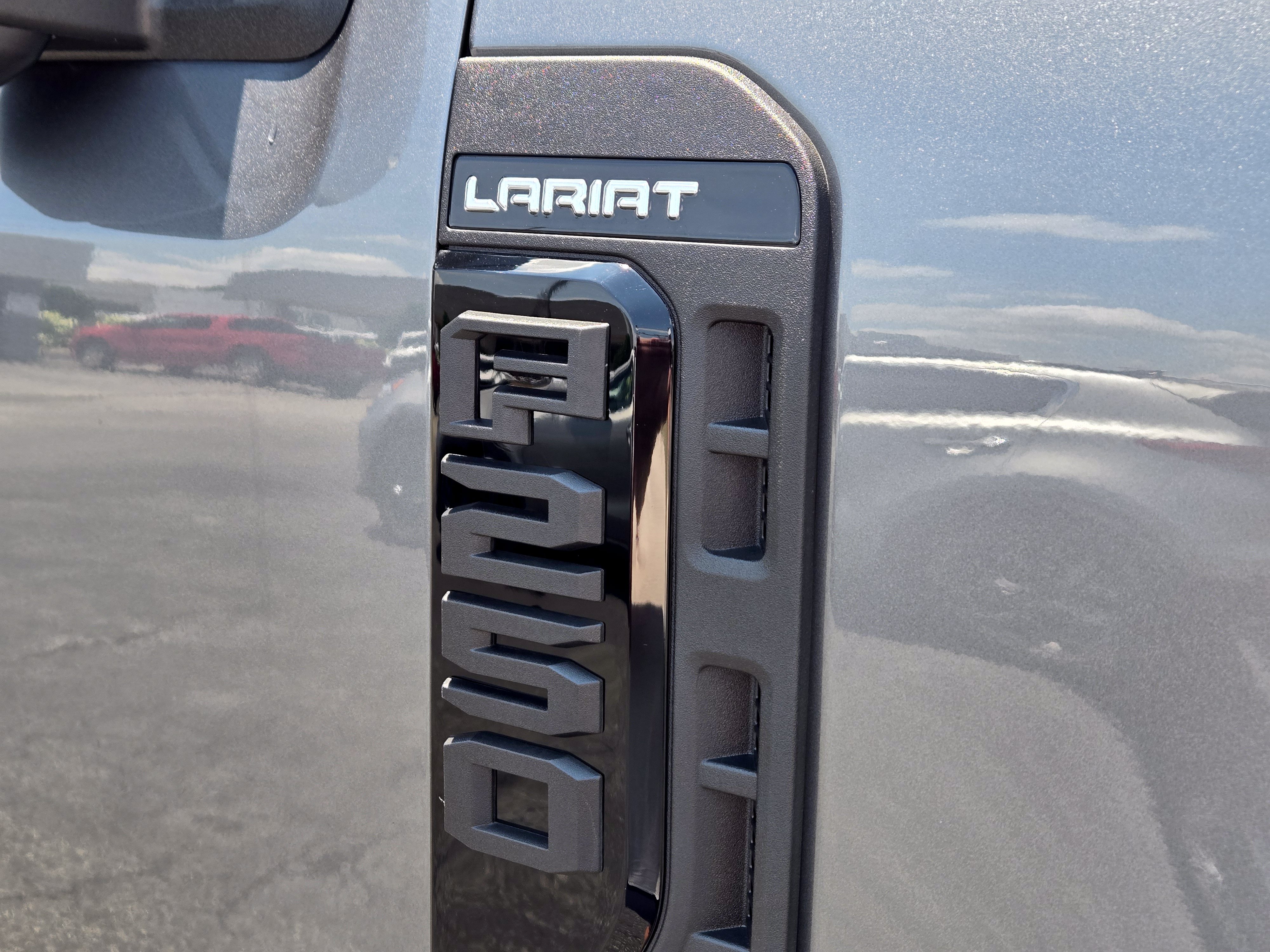 Certified 2024 Ford F250 Lariat w/ Lariat Ultimate Package AWD/4WD image 6