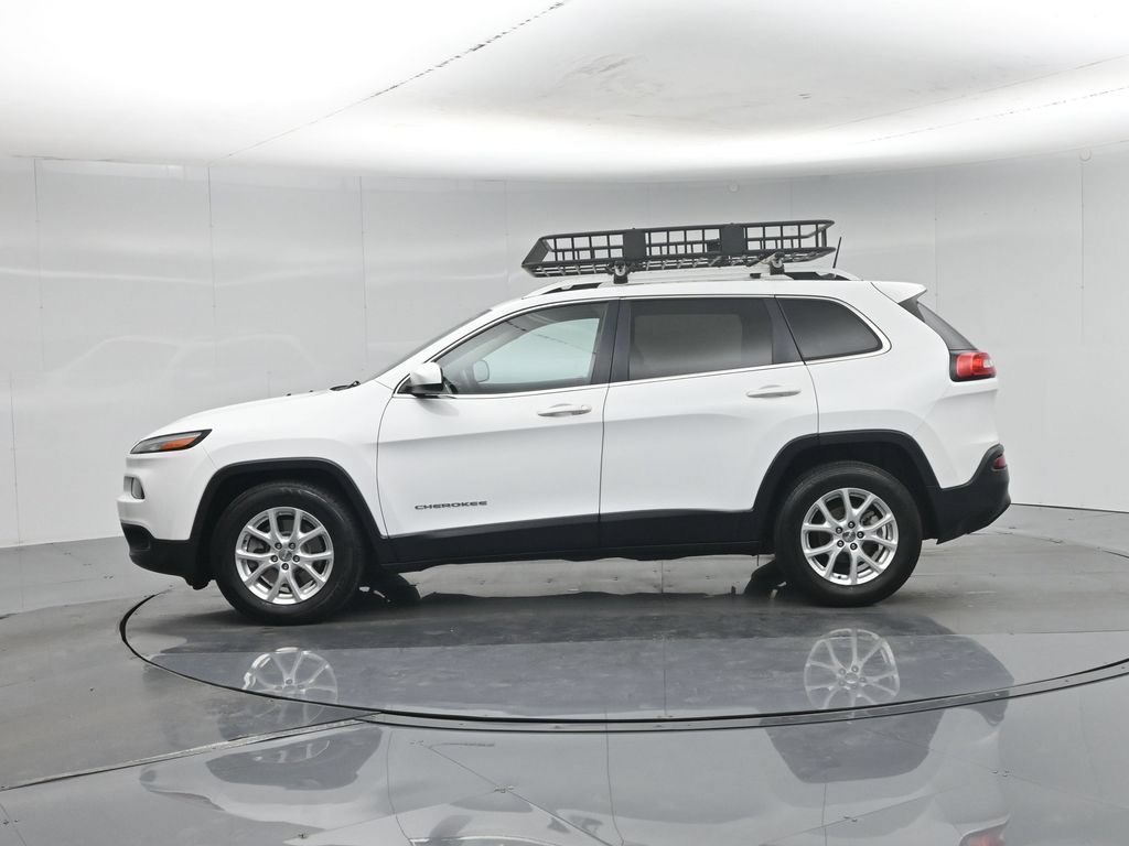 Used 2017 Jeep Cherokee Latitude FWD image 31