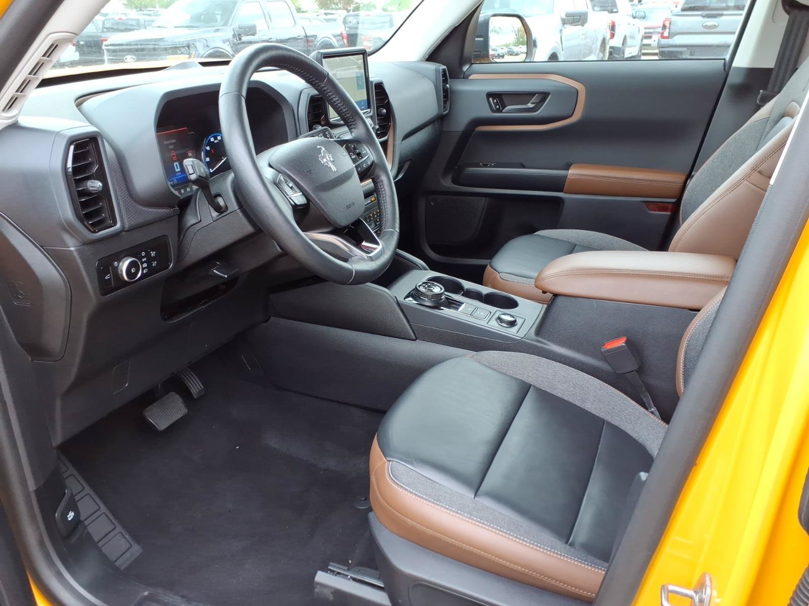 Certified 2023 Ford Bronco Sport Outer Banks AWD/4WD image 13