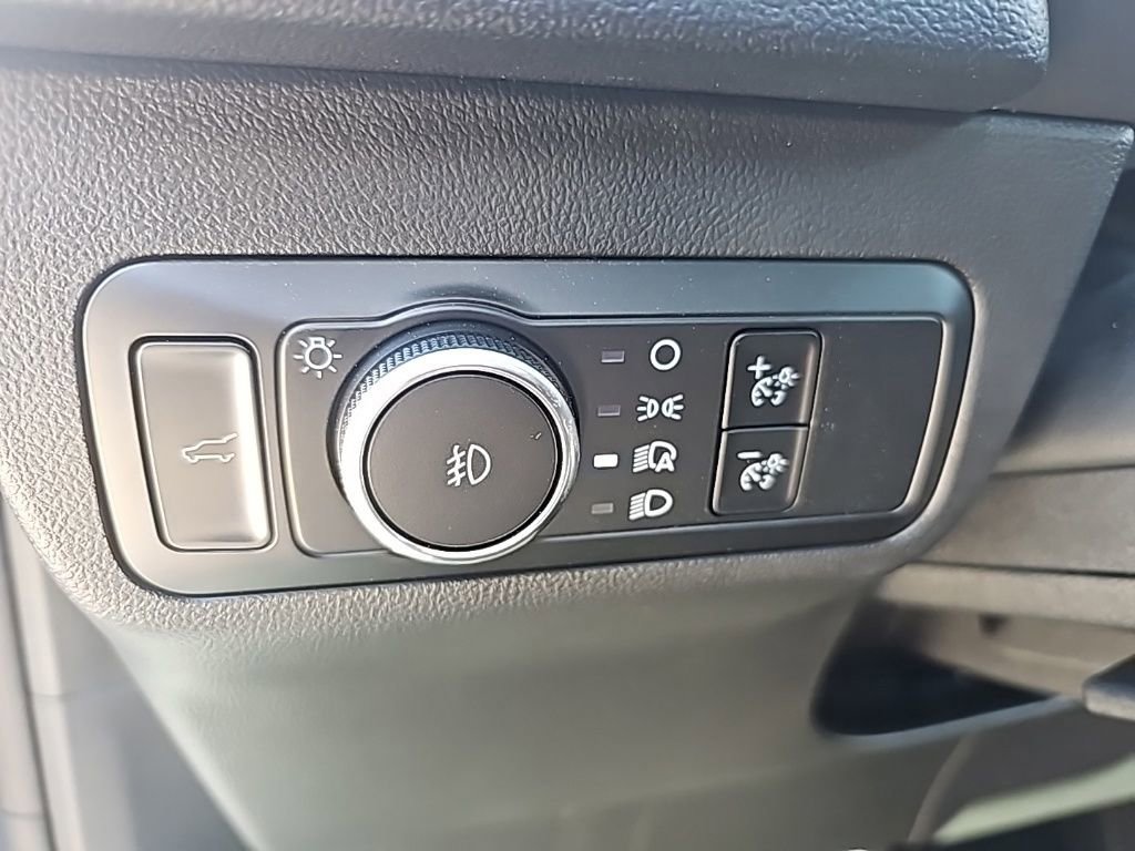 Certified 2025 Ford Escape ST-Line Select w/ Tech Pack #2 image 25