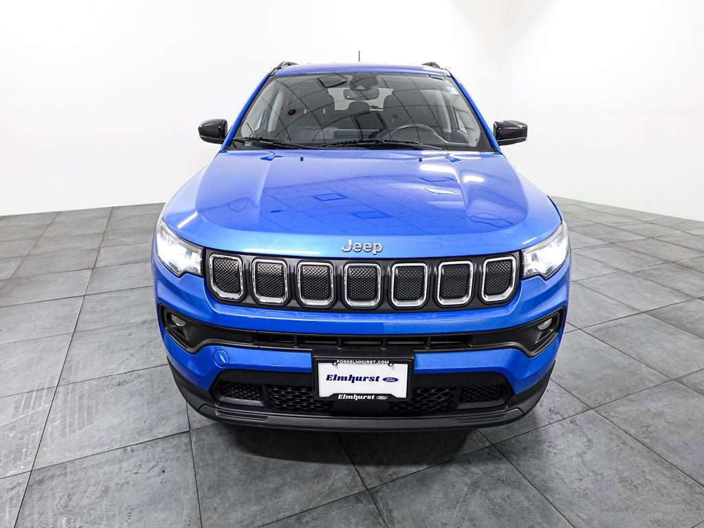 Used 2022 Jeep Compass Latitude AWD/4WD image 2