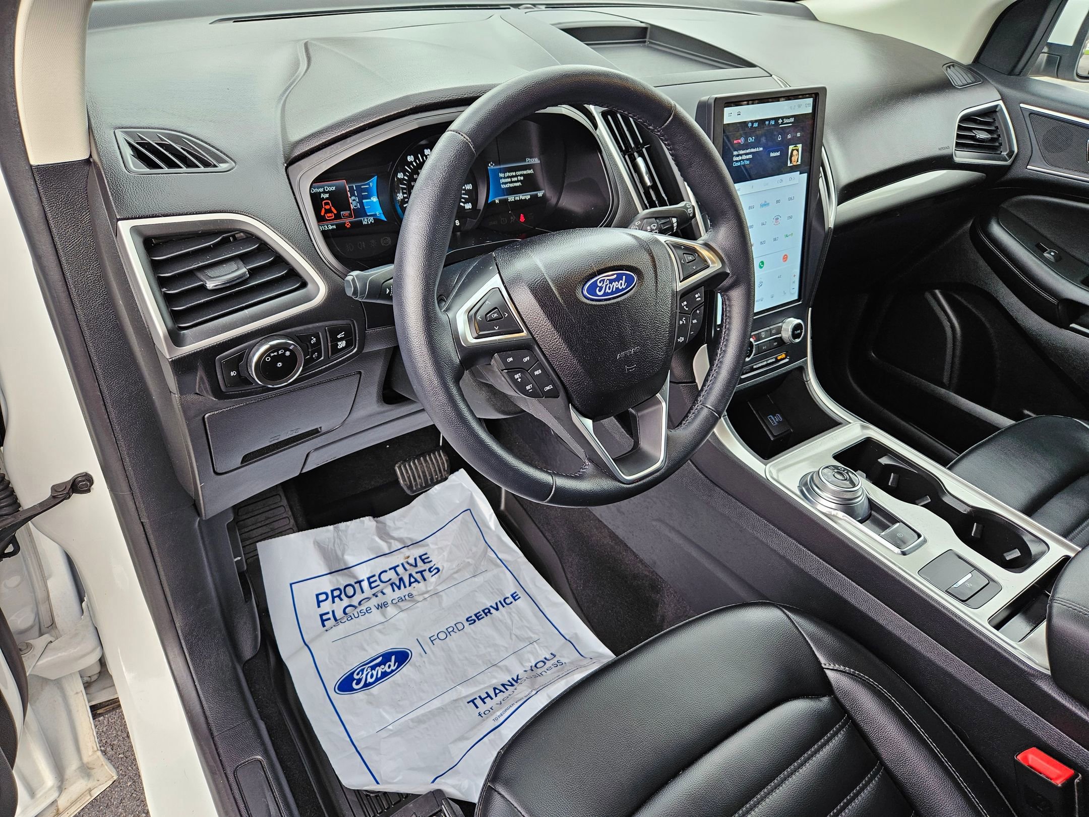 Certified 2023 Ford Edge SEL w/ Convenience Package image 8