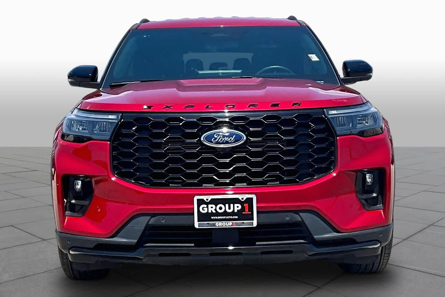 Certified 2026 Ford Explorer ST-Line w/ Premium Package RWD image 4
