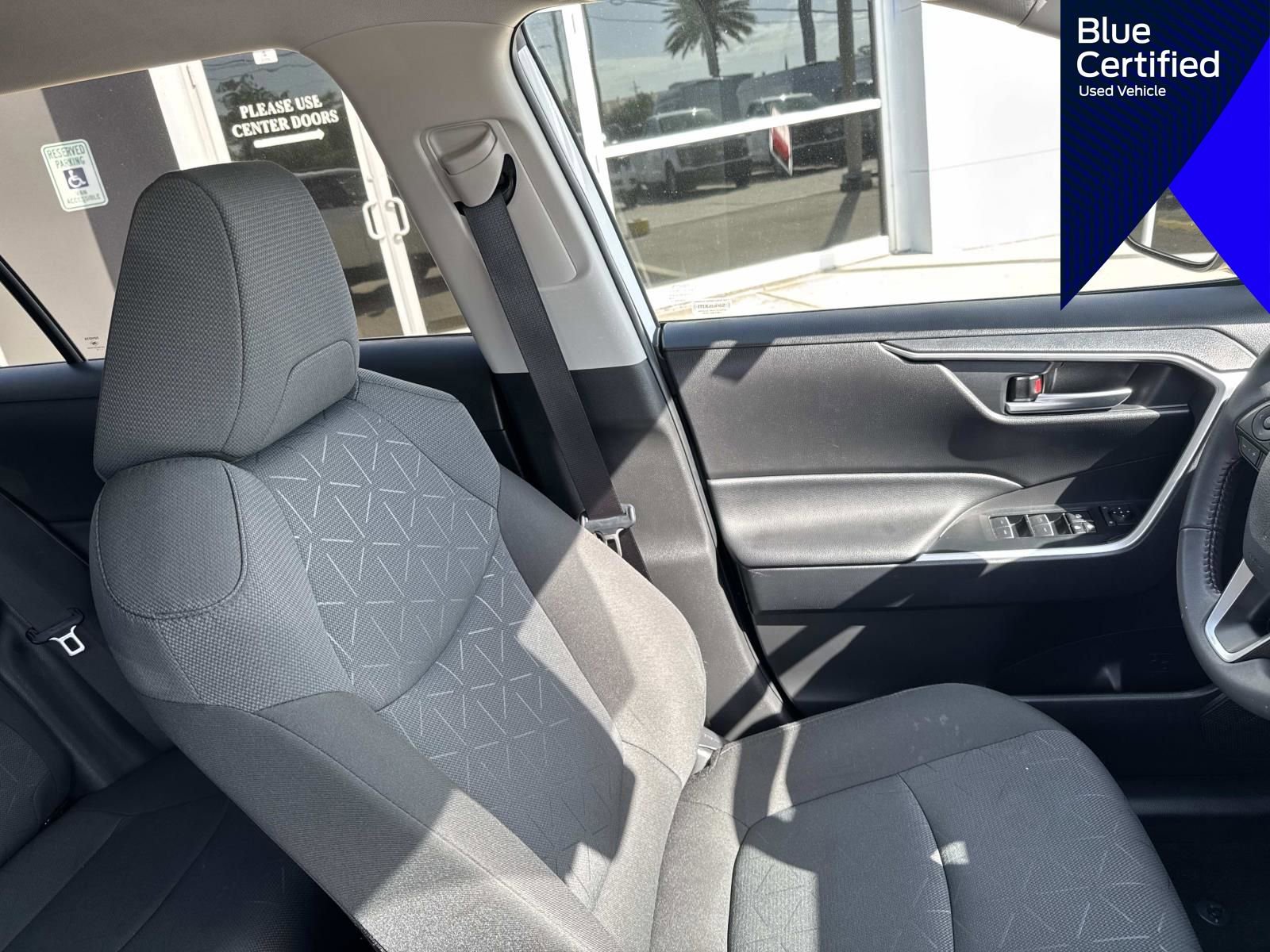 Used 2025 Toyota RAV4 XLE w/ Weather Package FWD image 14