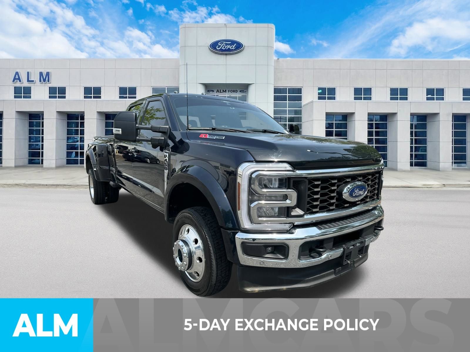 Certified 2024 Ford F450 Lariat w/ Lariat Ultimate Package AWD/4WD image 3