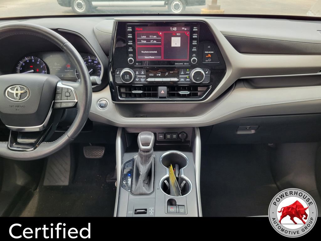 Used 2020 Toyota Highlander XLE FWD image 21