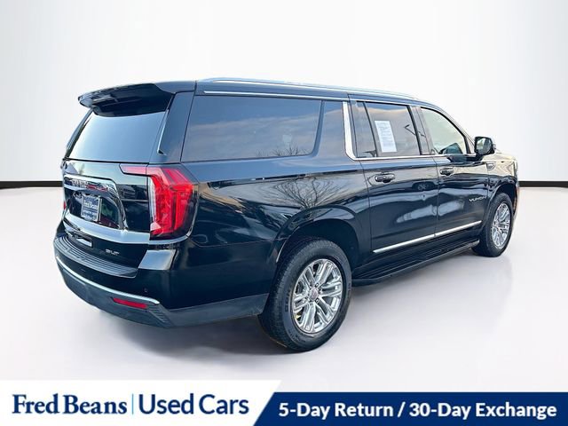 Used 2023 GMC Yukon XL SLT w/ SLT Luxury Package image 8