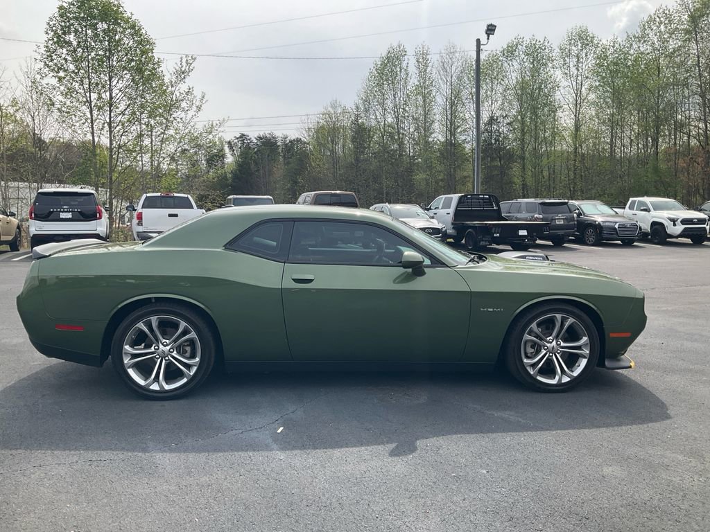 Used 2022 Dodge Challenger R/T w/ Shaker Package RWD image 4