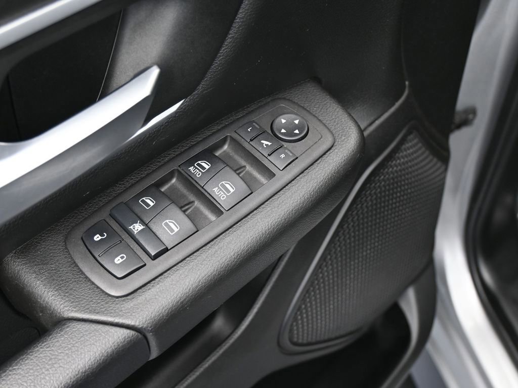 Used 2023 RAM 1500 Big Horn image 34