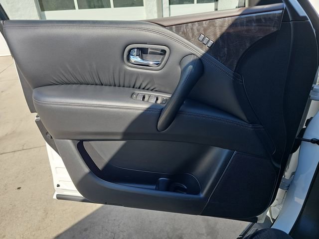 Used 2023 Nissan Armada Platinum w/ Captain's Chairs Package AWD/4WD image 27