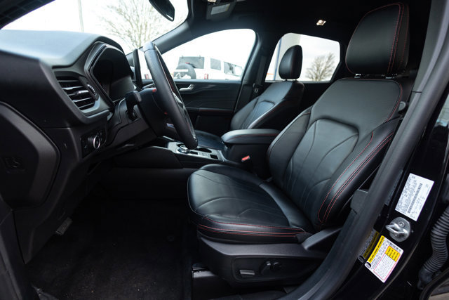 Certified 2025 Ford Escape ST-Line Elite w/ Premium Technology Package image 12