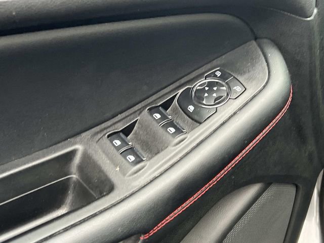 Certified 2023 Ford Edge ST-Line image 19