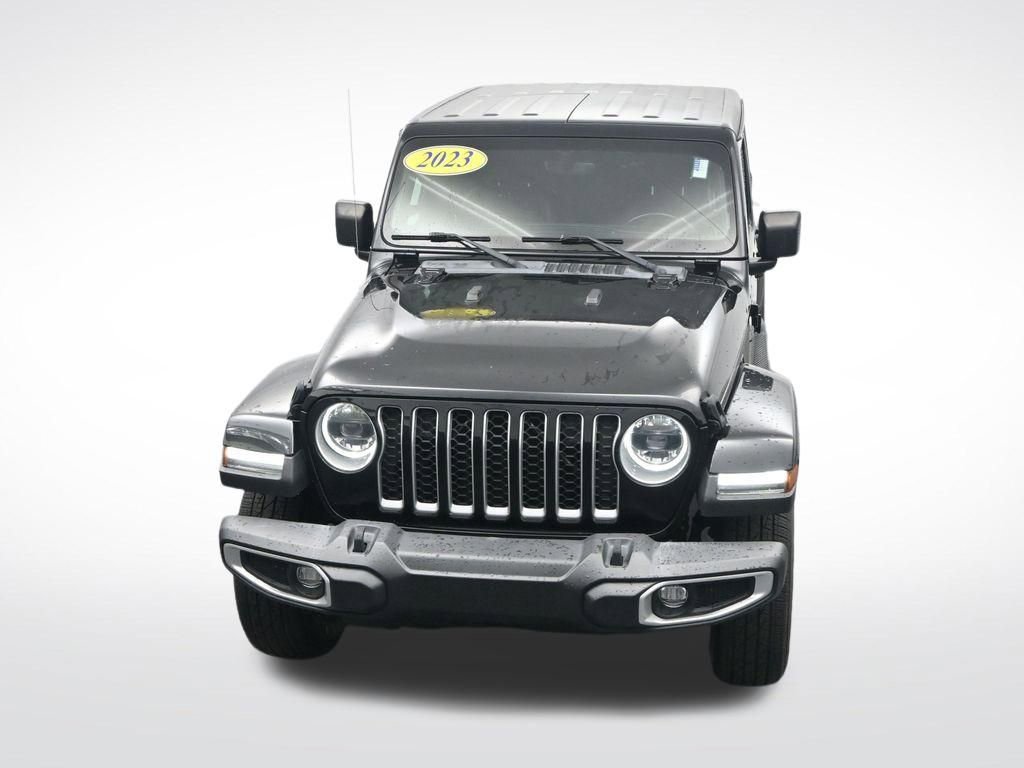 Used 2023 Jeep Gladiator Overland w/ Popular Equipment Package AWD/4WD image 23