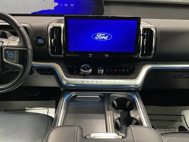 Certified 2025 Ford Expedition Platinum w/ Stealth Performance Package AWD/4WD image 15