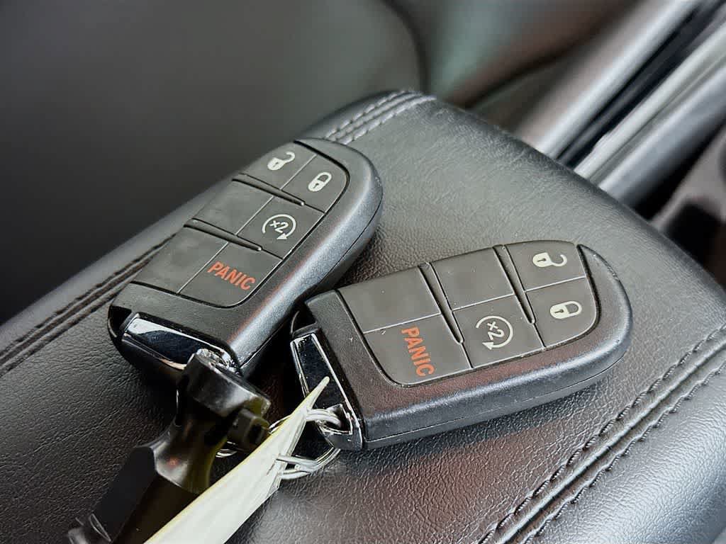 Used 2024 Jeep Compass Limited AWD/4WD image 21