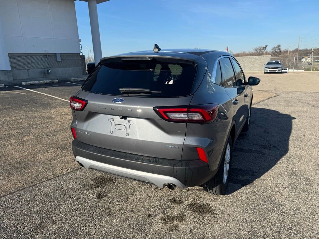 Certified 2023 Ford Escape Active image 5